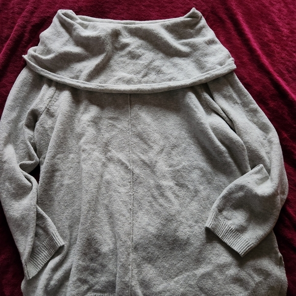 Womens J.jill Oversized Cowl Neck - Picture 2 of 9